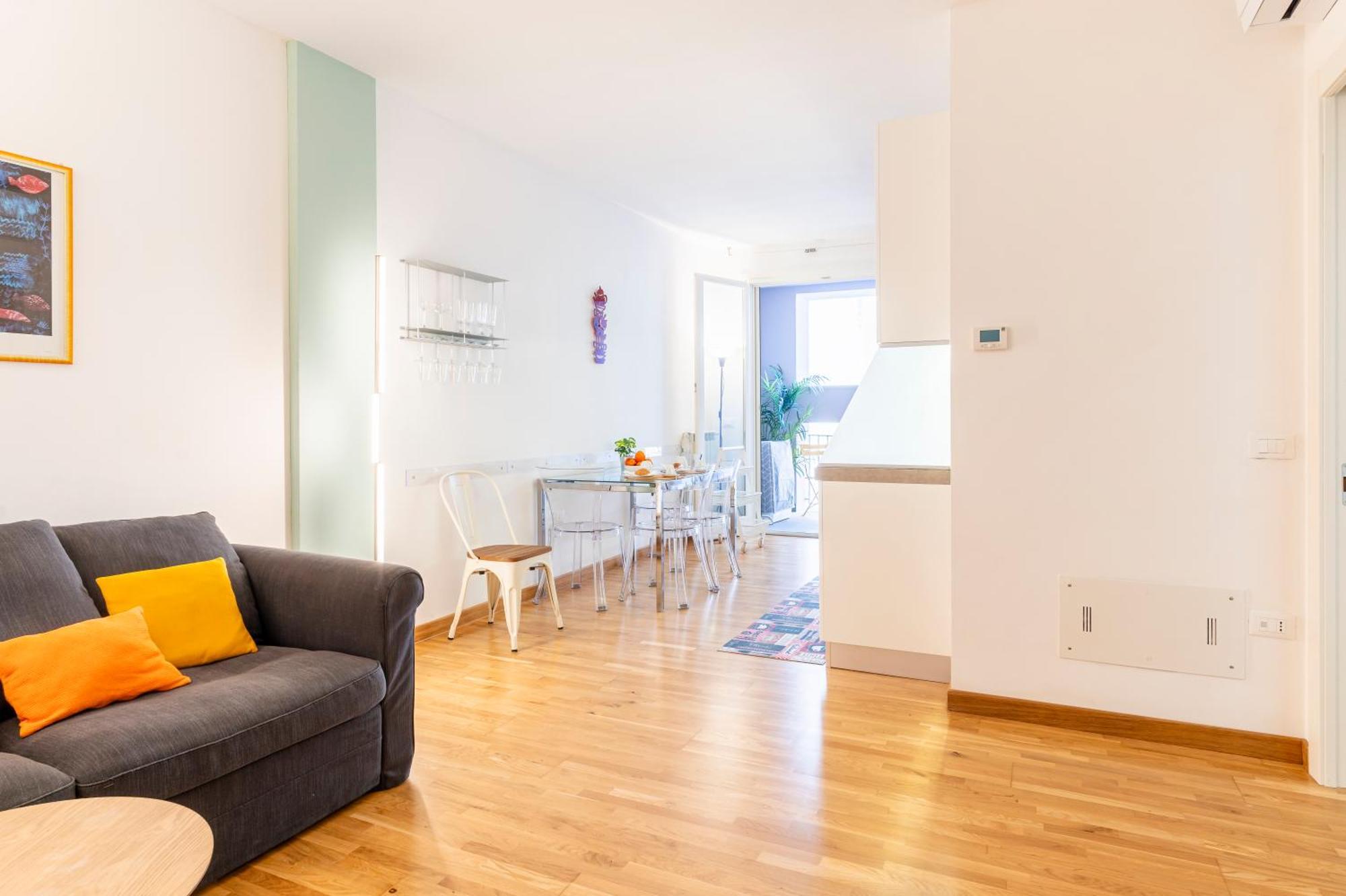 Piazza Cavallotti & Mercato Centrale Apartment! リヴォルノ エクステリア 写真